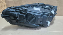 Laden Sie das Bild in den Galerie-Viewer, Frontscheinwerfer Mercedes-Benz Cla A1189066601 Full LED Rechts Headlight SCH8757883437gq