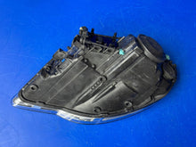 Laden Sie das Bild in den Galerie-Viewer, Frontscheinwerfer VW Touareg 7L6941032 Xenon Rechts Scheinwerfer Headlight