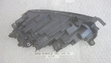 Laden Sie das Bild in den Galerie-Viewer, Frontscheinwerfer Skoda Octavia IV 5E4941016 LED Rechts Scheinwerfer Headlight SCH9391437797ii