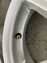 Laden Sie das Bild in den Galerie-Viewer, 4x Alufelge 16 Zoll 6.0" 5x112 46ET Glanz Silber Seat Rim Wheel FEL6171375547jg