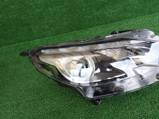 Frontscheinwerfer Peugeot 2008 90167015 LED Rechts Scheinwerfer Headlight