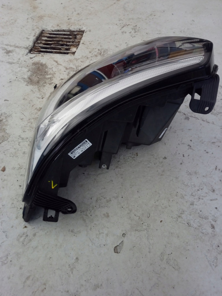 Frontscheinwerfer Renault Master 260607867R Links Scheinwerfer Headlight SCH3041012952hc