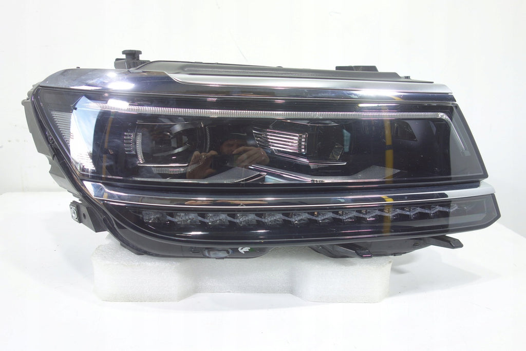 Frontscheinwerfer VW Tiguan 5NB941082E LED Rechts Scheinwerfer Headlight
