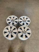 Load image into Gallery viewer, 4x Alufelge 16 Zoll 7.5&quot; 5x112 42ET Glanz Silber Audi Rim Wheel