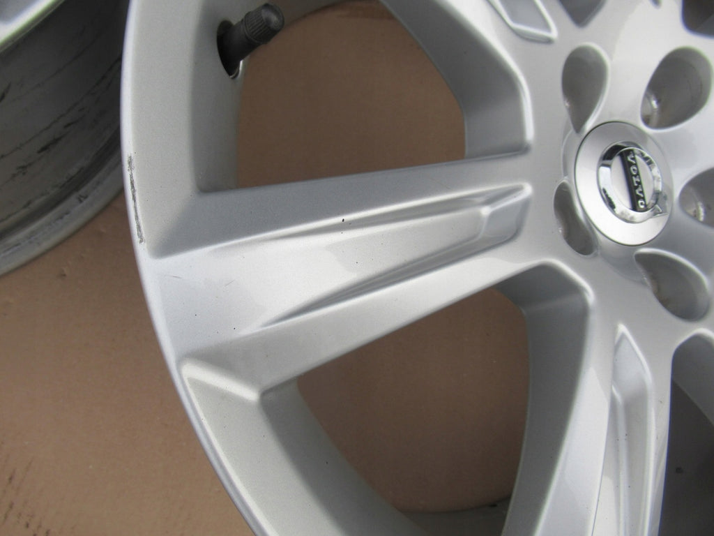4x Alufelge 17 Zoll 8.0" 5x108 42ET Glanz Silber 31362838 Volvo S90 V90 FEL4258962373si