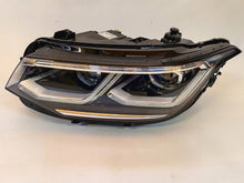 Laden Sie das Bild in den Galerie-Viewer, Frontscheinwerfer VW Tiguan 5NB94101C Full LED Links Scheinwerfer Headlight