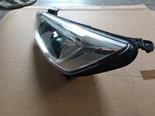 Laden Sie das Bild in den Galerie-Viewer, Frontscheinwerfer Ford Focus JX7B-13W030-AE Links Scheinwerfer Headlight SCH5966612733to