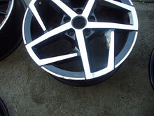 Load image into Gallery viewer, 1x Alufelge 18 Zoll 7.5" 5x112 51ET Glanz Silber 5H0601025 VW Golf VIII I FEL1320741426gy