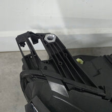 Laden Sie das Bild in den Galerie-Viewer, Frontscheinwerfer BMW IX 5B65674-02 Rechts Scheinwerfer Headlight SCH9439837726dn