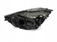 Laden Sie das Bild in den Galerie-Viewer, Frontscheinwerfer Audi Q3 83A941012 Rechts Scheinwerfer Headlight