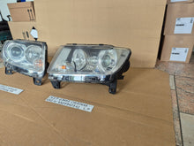 Laden Sie das Bild in den Galerie-Viewer, Frontscheinwerfer Jeep Grand Cherokee Wk2 55079410AG 55079409AJ Xenon Ein Satz SCH6932466379th