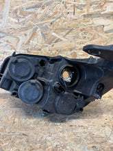 Load image into Gallery viewer, Frontscheinwerfer Peugeot 2008 208 II BWG1939 Rechts Scheinwerfer Headlight SCH7482510886uh