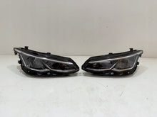 Load image into Gallery viewer, Frontscheinwerfer VW Golf VIII 5H1941006C 5H1941005C Ein Satz Headlight SCH7547315347th