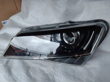 Laden Sie das Bild in den Galerie-Viewer, Frontscheinwerfer Skoda Superb III 3V1941015B Xenon Links Scheinwerfer Headlight