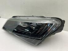 Load image into Gallery viewer, Frontscheinwerfer Skoda Superb III Xenon Links Scheinwerfer Headlight