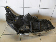 Laden Sie das Bild in den Galerie-Viewer, Frontscheinwerfer Opel Vectra C Xenon Links Scheinwerfer Headlight SCH7444972760yb