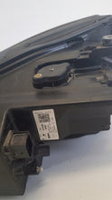 Laden Sie das Bild in den Galerie-Viewer, Frontscheinwerfer Seat Tarraco 5FJ941008D LED Rechts Scheinwerfer Headlight