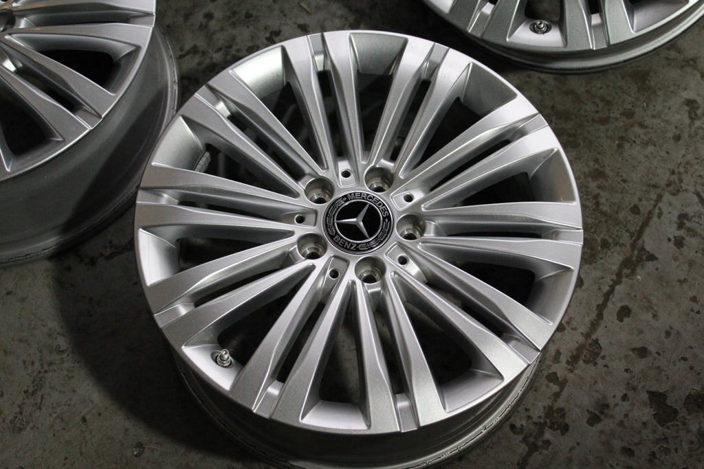 4x Alufelge 17 Zoll 7.0" 5x112 44 5ET A2064014400 Mercedes-Benz W206 Rim Wheel FEL3516044572nn