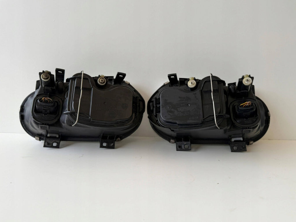 Frontscheinwerfer VW Golf IV Ein Stück (Rechts oder Links) Headlight SCH9989296870hj
