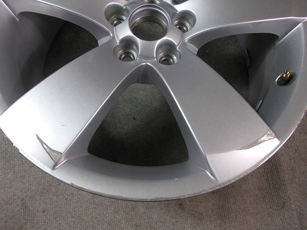 1x Alufelge 17 Zoll 7.0" 5x100 41ET Glanz Silber 5J7601025B Skoda Fabia Ii