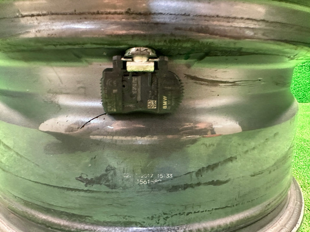 1x Alufelge 16 Zoll 7.0" 5x112 52ET 6860253 BMW 2 Active Tourer F45 Gran F46