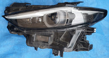 Laden Sie das Bild in den Galerie-Viewer, Frontscheinwerfer Mazda 3 Bp BCJH-51040 Links Scheinwerfer Headlight SCH4121530901ds