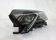 Laden Sie das Bild in den Galerie-Viewer, Frontscheinwerfer Skoda Octavia IV 5E4941035 LED Links Scheinwerfer Headlight SCH5902564397mz