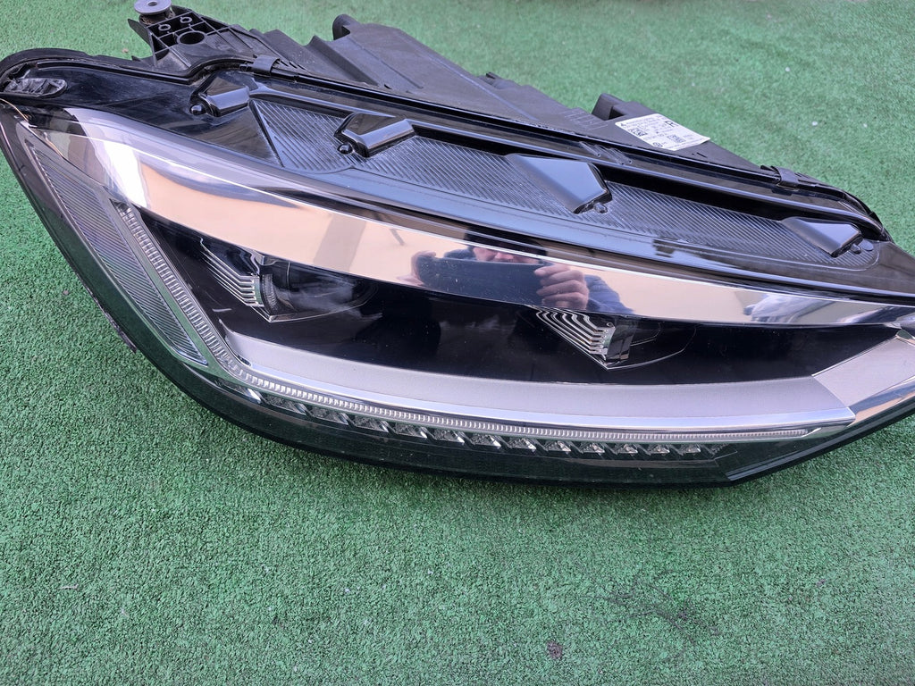 Frontscheinwerfer VW Touran 5TB941082A Full LED Rechts Scheinwerfer Headlight