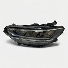 Laden Sie das Bild in den Galerie-Viewer, Frontscheinwerfer VW Passat B8 3G1941035P LED Links Scheinwerfer Headlight