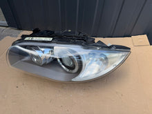 Laden Sie das Bild in den Galerie-Viewer, Frontscheinwerfer BMW E87 7181281-03 Xenon Links Scheinwerfer Headlight SCH9987746105eu