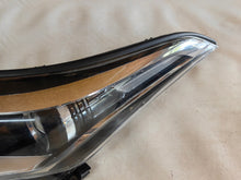 Laden Sie das Bild in den Galerie-Viewer, Frontscheinwerfer Toyota 81150-F4031 LED Links Scheinwerfer Headlight