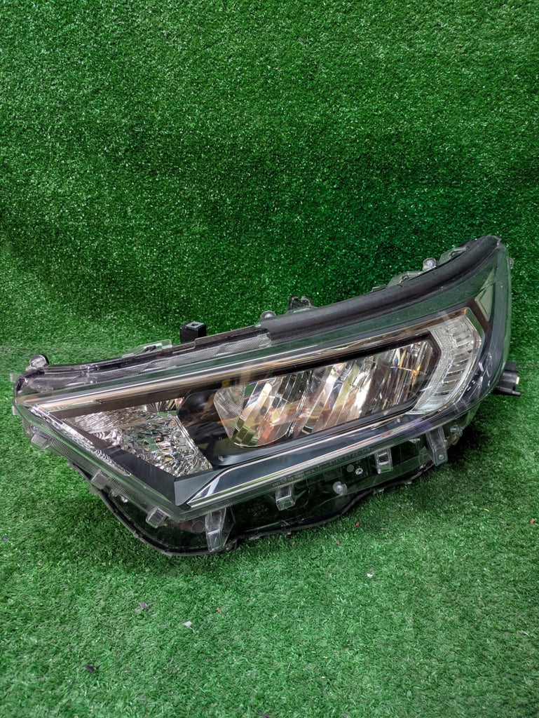Frontscheinwerfer Toyota V CSC29233 Links Scheinwerfer Headlight SCH2184226216gv
