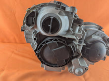 Laden Sie das Bild in den Galerie-Viewer, Frontscheinwerfer Mercedes-Benz W203 A2038201161 0301166271 Ein Satz Headlight SCH7581916459qh