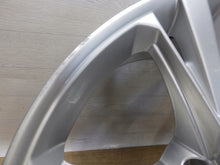 Laden Sie das Bild in den Galerie-Viewer, 1x Alufelge 21 Zoll 10.0" 5x112 20ET Glanz Silber 4M8601025H Audi Q7 Q8 FEL7118512614zm