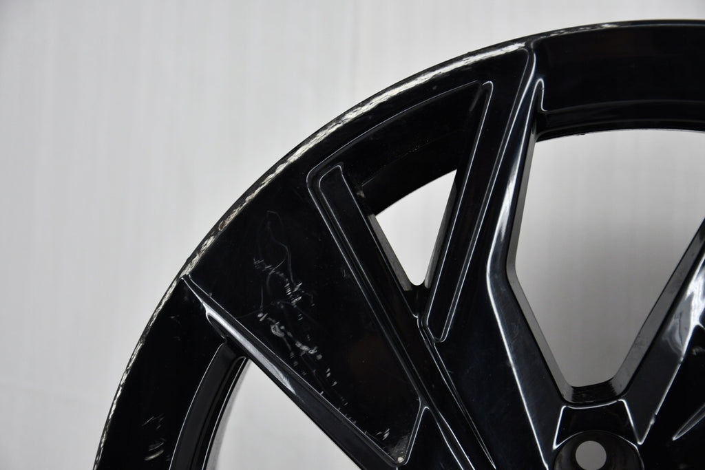 1x Alufelge 17 Zoll 7.5" 5x108 44ET Glanz Schwarz 9843281580 Opel Astra L FEL3357650706qy