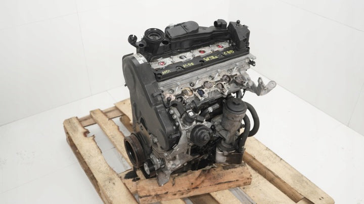 Motor Audi A4 B8 360197454 2.0 TDI 145TKm Diesel Engine Unkomplett MOT8703774813fw
