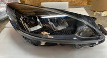 Laden Sie das Bild in den Galerie-Viewer, Frontscheinwerfer Ford Kuga III LV4B-13W029-AK LED Rechts Scheinwerfer Headlight SCH6913503148sa