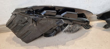 Laden Sie das Bild in den Galerie-Viewer, Frontscheinwerfer Audi A4 B9 8W0941034D 8W0941033D LED Rechts oder Links SCH3892901165ob