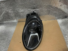Laden Sie das Bild in den Galerie-Viewer, Frontscheinwerfer Porsche 911 992 992941031H Full LED Links Headlight SCH3935772956bl