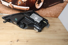 Laden Sie das Bild in den Galerie-Viewer, Frontscheinwerfer Seat Leon 5F1941007D LED Links Scheinwerfer Headlight