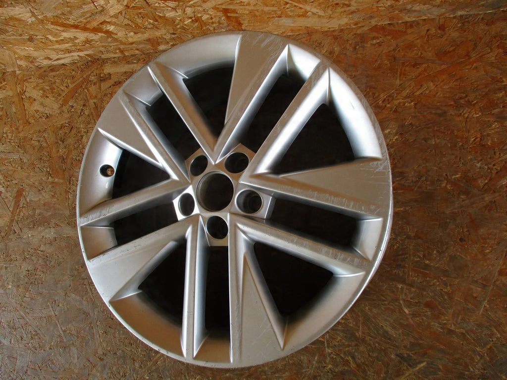 1x Alufelge 17 Zoll 7.0" 5x100 46ET 6V0601025C Skoda Fabia Iii Rim Wheel