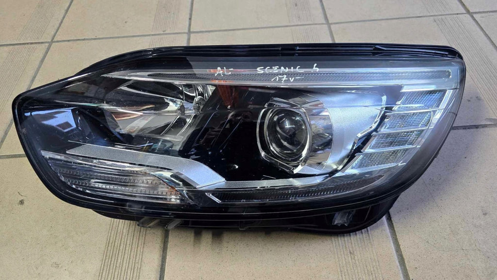 Frontscheinwerfer Renault Scenic 260606727R 012293-01 Links Headlight SCH6879875789tb