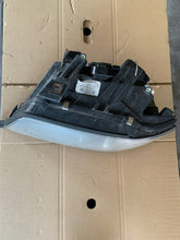 Load image into Gallery viewer, Frontscheinwerfer Audi A4 B5 Links Scheinwerfer Headlight