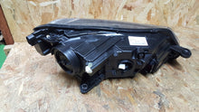 Laden Sie das Bild in den Galerie-Viewer, Frontscheinwerfer Skoda Superb III 3V1941015A Xenon Links Scheinwerfer Headlight