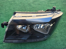 Laden Sie das Bild in den Galerie-Viewer, Frontscheinwerfer VW Crafter 7C1941005A Links Scheinwerfer Headlight SCH4670175626li