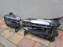 Laden Sie das Bild in den Galerie-Viewer, Frontscheinwerfer Jeep I 130032269 LED Ein Satz Scheinwerfer Headlight SCH7515425812do