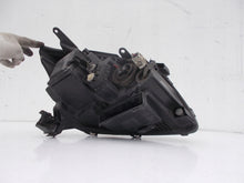 Laden Sie das Bild in den Galerie-Viewer, Frontscheinwerfer Toyota Avensis LED Links Scheinwerfer Headlight