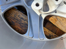 Laden Sie das Bild in den Galerie-Viewer, 1x Alufelge 18 Zoll 9.0" 5x130 99336213601 Porsche Rim Wheel FEL2729338984qt