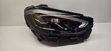 Laden Sie das Bild in den Galerie-Viewer, Frontscheinwerfer Mercedes-Benz W206 A2069067203 LED Rechts Headlight SCH6830334941br