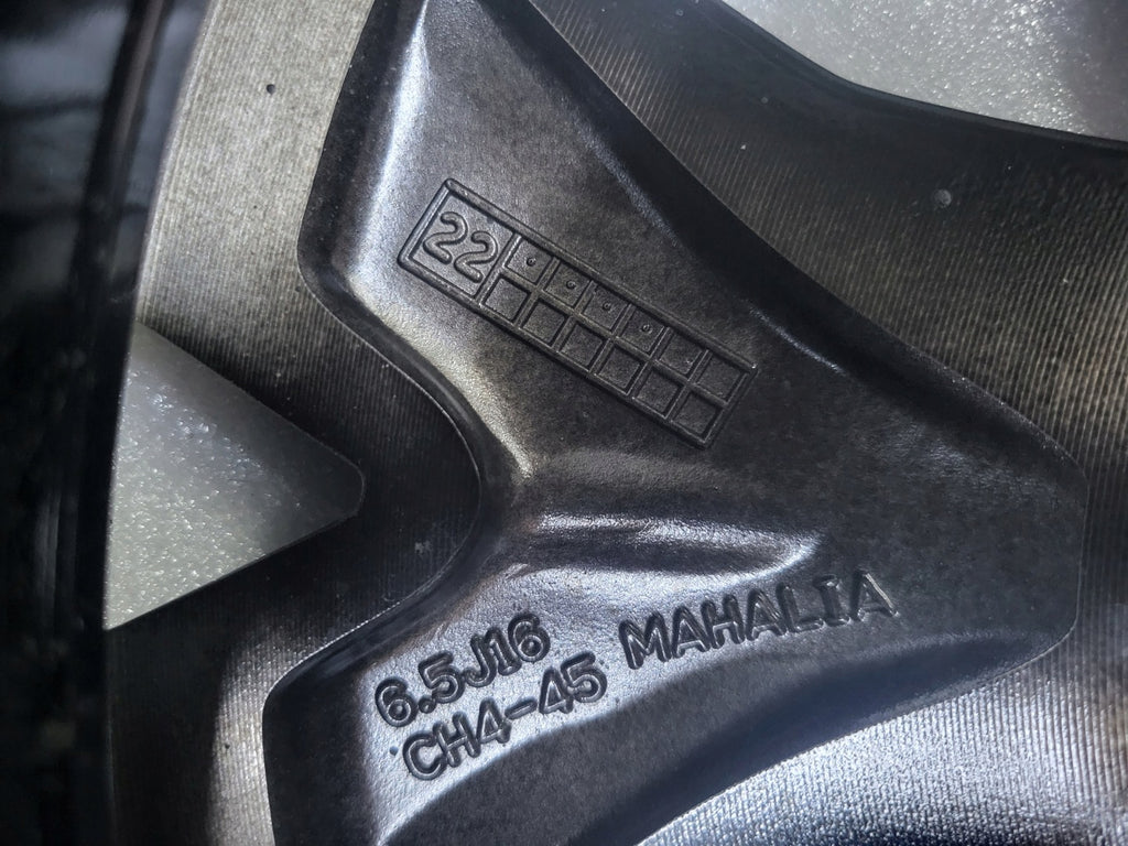 1x Alufelge 16 Zoll 6.5" 4x100 45ET 403004026R 403009410R Dacia Sandero III Clio FEL7143730411mu